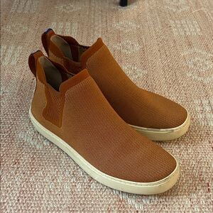 Rothy’s Brown Booties